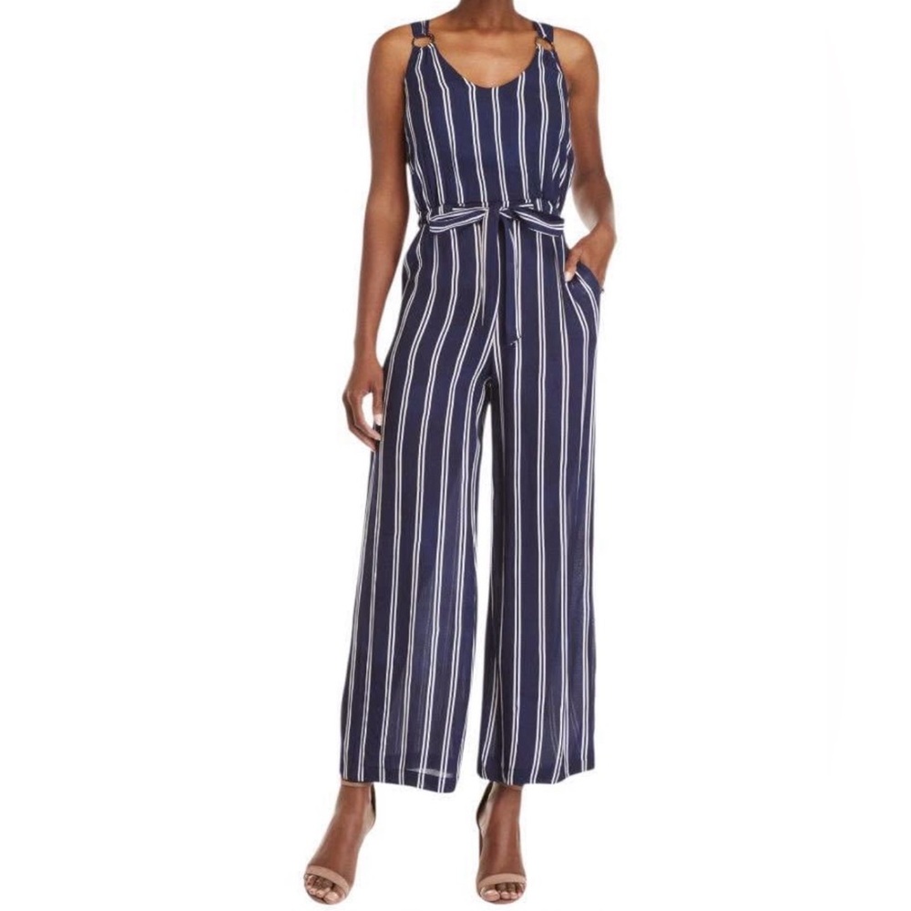 Derek Heart Navy & White Stripped Jumper Women's Size Medium